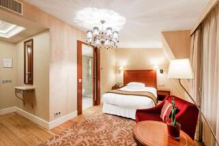 Отель Grand Hotel Kempinski Vilnius Вильнюс Улучшенный одноместный номер-11