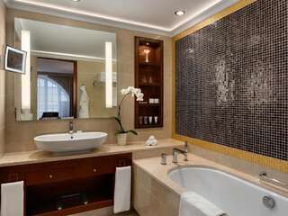 Отель Grand Hotel Kempinski Vilnius Вильнюс Двухместный номер Делюкс с 2 отдельными кроватями-3
